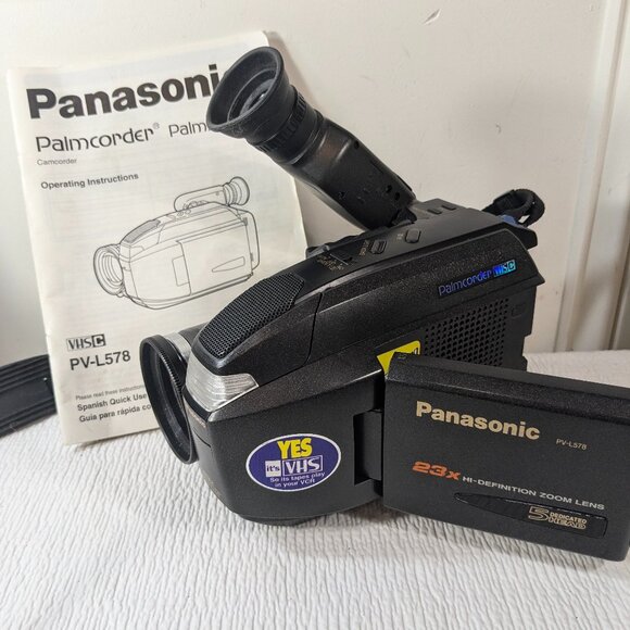 Panasonic PV-L578 Palmcorder Camcorder PV-L578D Palmsight FOR PARTS REPAIR